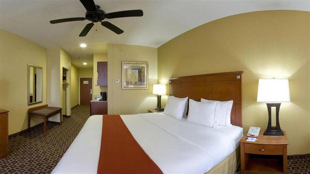 Holiday Inn Express Mccomb By Ihg Kültér fotó