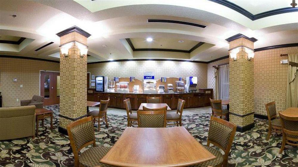 Holiday Inn Express Mccomb By Ihg Kültér fotó