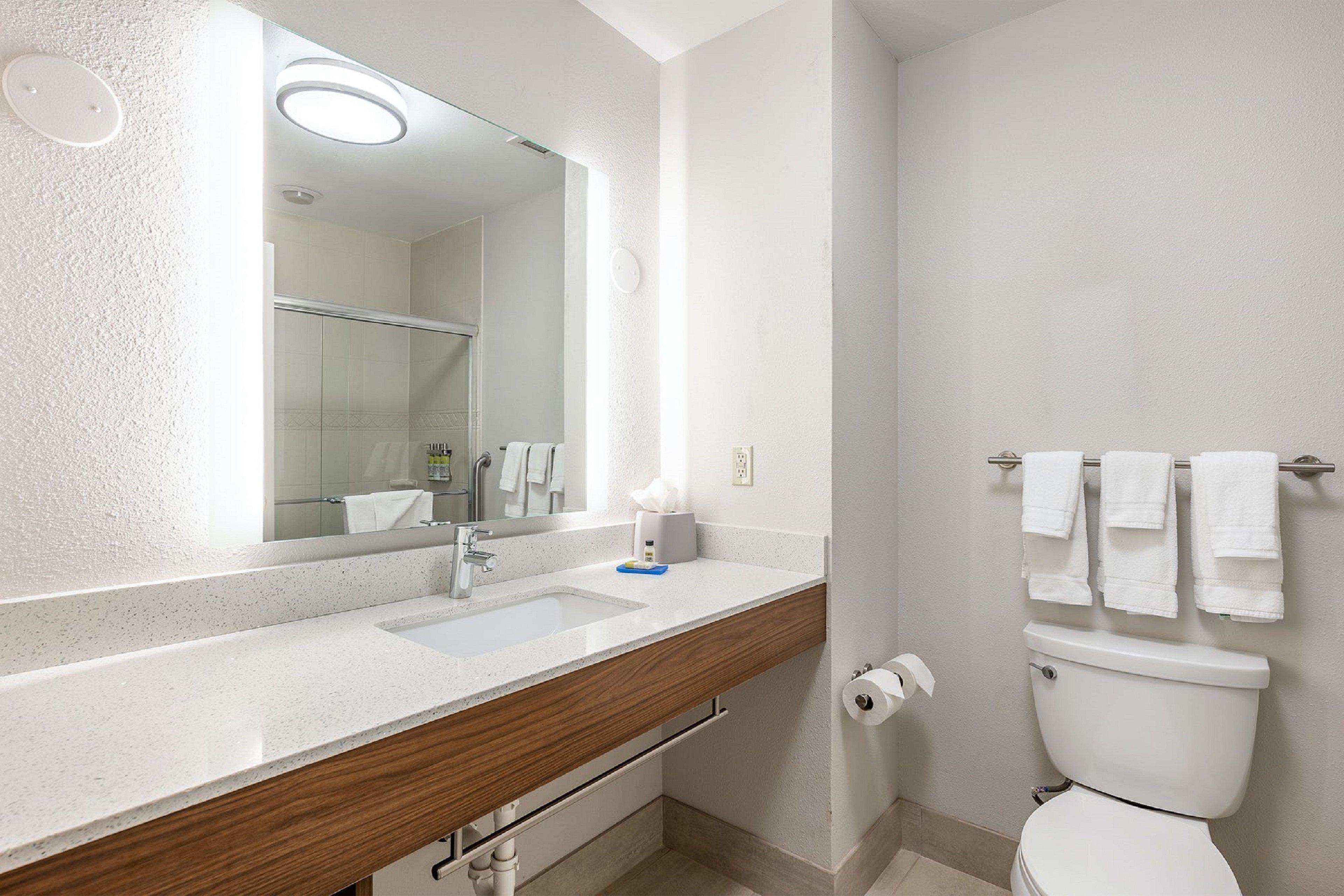 Holiday Inn Express Mccomb By Ihg Kültér fotó