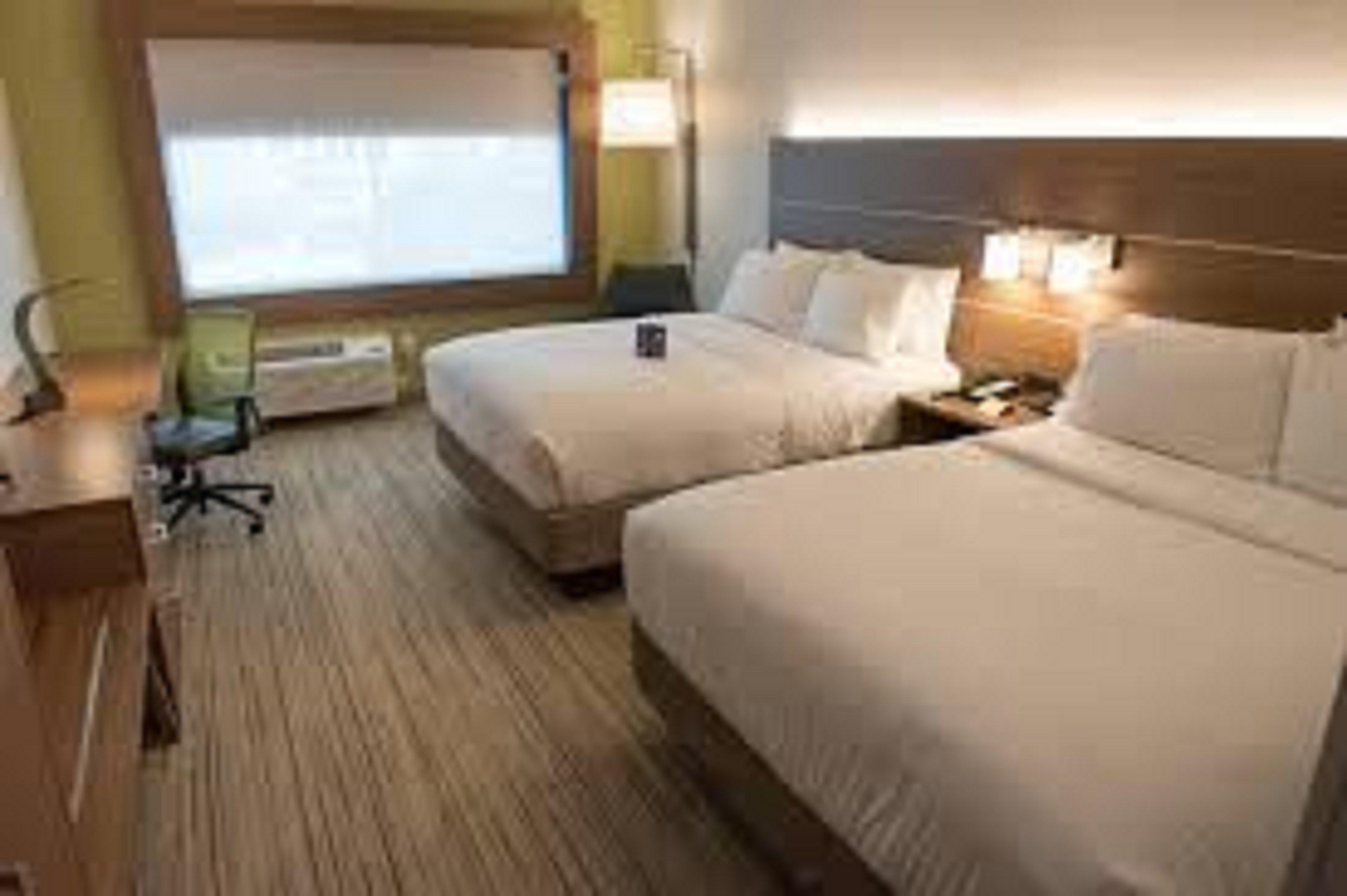 Holiday Inn Express Mccomb By Ihg Kültér fotó